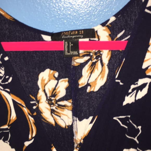FOREVER 21 SZ L FLORAL DRESS - Picture 3 of 5
